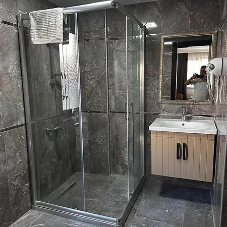 Baskent Hotel 3*